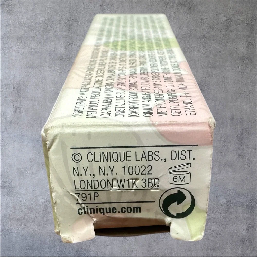Clinique lid smoothie